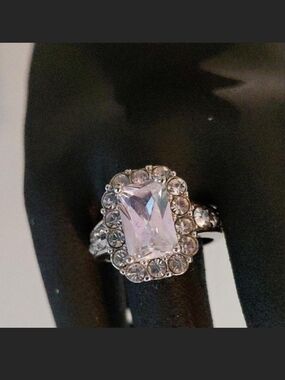 Source Unknown Silver-Tone Clear Crystal Halo Ring